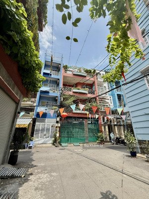 bán nhà phú nhuận hẻm xe hơi huỳnh văn bánh 2 tầng gần lê văn sỹ, trường sa