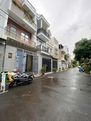 bán nhà 4 tầng đường 37, hiệp bình chánh ngay khu sông đà, chợ hiệp bình thủ đức lh 