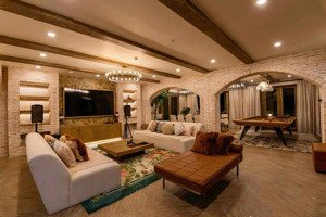 bán villa măng lin, đà lạt 460m2, thiết kế tân cổ điển sang trọng. lh: phú