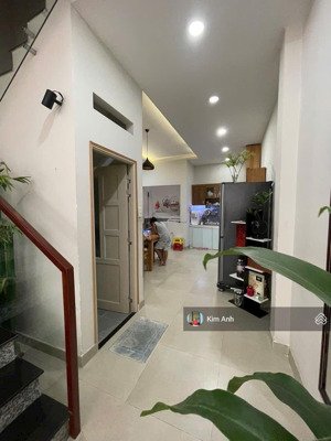 hàng vip! bán nhanh nhà 2 tầng cách pvđ 80m, hẻm xe hơi, thu nhập 10tr, nhà chưa qua đâù tư. nở hậu