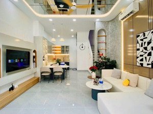 chỉ còn 1 căn | hxh đường sư vạn hạnh, p.hòa hưng | dt: 4x12m | 4 tầng |