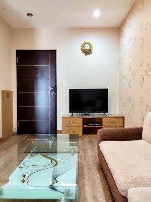 căn hộ 56m2, đang hợp đồng thuê 12tr/tháng , 2pn 1wc khu sky garden 3, quận 7