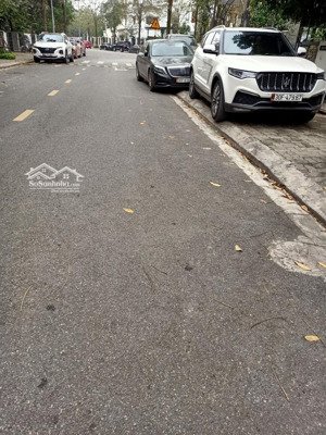 bán nhà duy tân, cầu giấy 61m2, 7 tầng, 19 tỷ, kinh doanh, thông , gara oto, đại sứ quán mỹ.