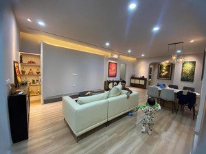 chính chủ bán chcc tại 25t thnc - 3n2w - giá 15,4 tỷ - dt 162m2 - full nt - tầng siêu đẹp