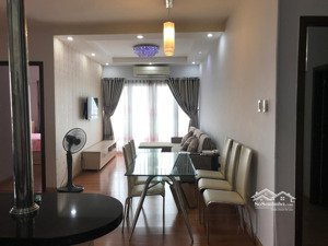 cần cho thuê căn hộ chung cư orient ,331 bến vân đồn ,phường 1, quận 4 diện tích 90m2, 3 phòng ngủ
