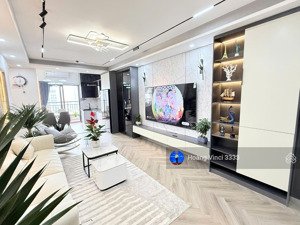 giá thật. bán ch golden land, 120m2, 3pn, 2wc, bc đông nam mát. nhà sẵn đồ, sổ đỏ. lh 