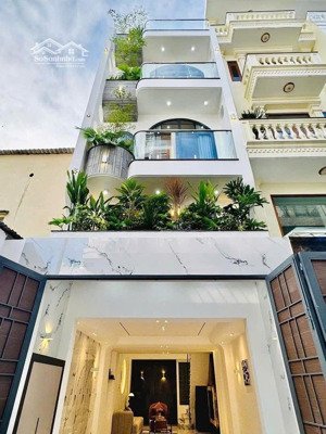 bán gấp nhà 4 lầu giá mềm đường tô hiến thành q10