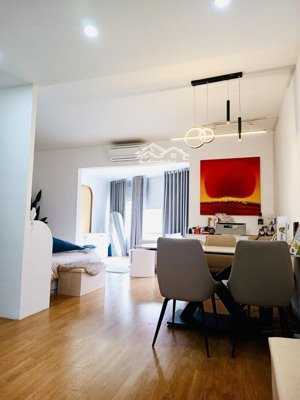 cần thanh khoản gấp căn hộ biệt thự pháp cổ mặt phố cửa nam 2 tầng, 2 ngủ kk đủ công dt 29/200m2