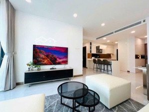 căn hộ có diện tích 105m², bao gồm 2 phòng ngủ + 1 và 2 toilet, 39 triệu, view sông