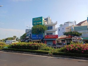 nhà 3 tầng - góc 3 mặt tiền đường nguyễn văn linh p.tân thuận tây quận 7