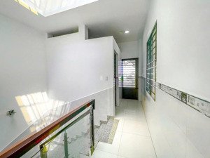 bán nhà mặt tiền hà huy giáp quận 12