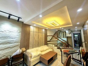 (chất nhất nghĩa tân) 130m2 4,1tỷ - tập thể tầng 4 ô tô đỗ cửa - tiện ích bạt ngàn