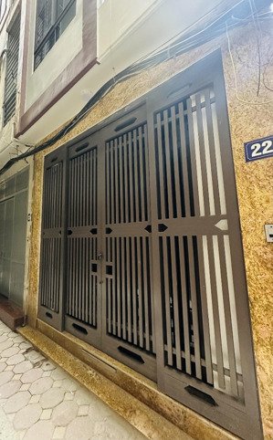 bán nhà xây mới đường láng - tt đống đa - gần phố - 40m2 x 5 tầng - 10,2 tỷ có tl