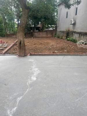 em chính chủ bán cắt lỗ mảnh đất 100m2 full thổ cư, mặt tiền ~7m, giá 2,5 tỷ (bao phí ra sổ)