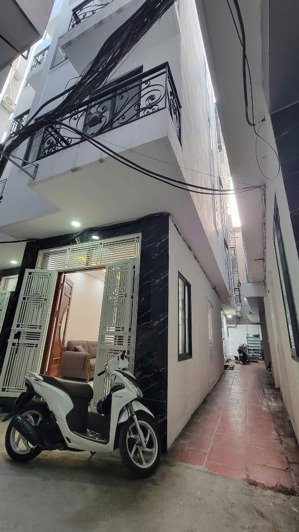 bán nhà tại đường 19/5, hà đông, diện tích 30m2, 5 tầng, giá 7,5 tỷ. lô góc đẹp, gần ô tô tránh.