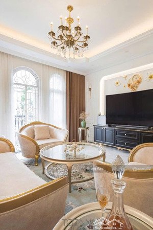 chính chủ cho thuê nhà liền kề kdt văn khê la khê hà đông.nhà ht đẹp fun đồ.giá 20tr lh 