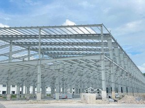 cho thuê kho xưởng mới 100% kcn tại bến lức, long an 8000m2 gồm 4 xưởng 2200m2, giá ưu đãi