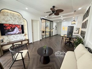 2 phòng ngủ times city có slot ô tô đủ đồ mới cứng 600tr cần bán nhanh