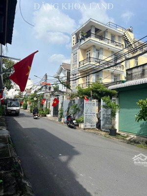 giảm 6 tỷ bán nhà cấp 4 ( 13.5 x 17m ) đường số 3 tam bình - gần bv thủ đức -phân lô - xây cho thuê