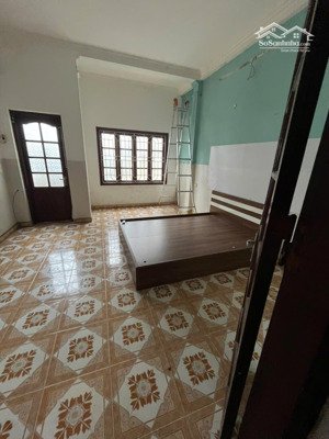 cho thuê nhà riêng ngõ gốc đề. ưu tiên hộ gia đình thuê lâu dài.