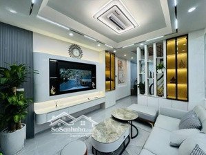 nhà đẹp mỹ đình ngõ thoáng rộng gần svđ, vinhomes lake , trường quốc tế 40m hơn 7 tỷ