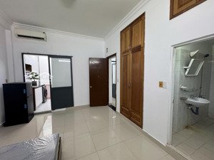cho thuê phòng trọ cao cấp 2pn giá 9.3tr/tháng đường bùi đình tuý bình thạnh dt 40m2 tách bếp