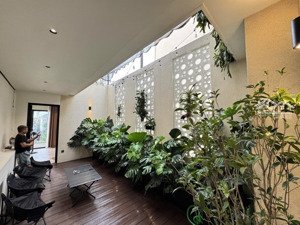 bán nhà mặt phố ngọc thụy vị trí kinh doanh đắc địa diện tích: 86 m², giá 28 tỷ 500 triệu