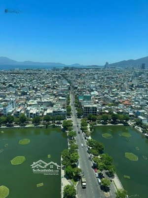cần bán căn 2 ngủ view hồ mát mẻ