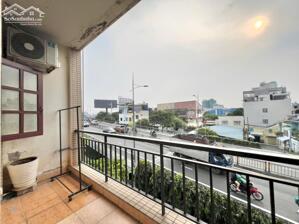 Trống lại căn hộ sịn viên gần đại học sư phạm - khoa học tự nhiên mặt tiền Nguyễn Văn Cừ quận 1