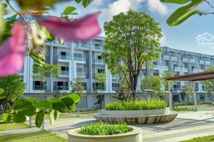 cần tiền bán gấp căn him lam 4 tầng gần vườn hoa giá chỉ hơn 7 tỷ. lh: 