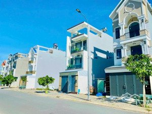 đất nền 126m² khu dân cư hiện hữu, xây dựng tự do