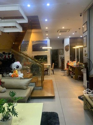 nhà 4 lầu mặt tiền đường giao quốc lộ 13 ngay khu đô thị vạn phúc thủ đức, đất 154m2