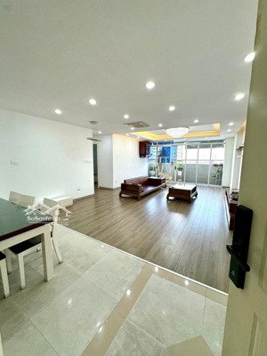 cho thuê flc lanmark tower, 3 ngủ 2 wc 154m2 full đồ, giá 19tr