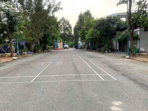 Hạ giá bán nhanh nền (7x24,5) KDC Vĩnh Phú 1 sổ hồng riêng hướng Đông Nam đường trước nhà 16m