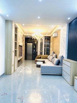 bán nhà đội cấn, dt45m, mt3,8m, 6 tầng thang máy, sát phố, gần ô tô, full nội thất