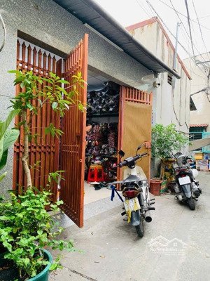 nhà 2 tầng mới đẹp, 76m2, mặt tiền 4.7m, đường đông hưng thuận 42, quận 12, giá 4.x tỷ.