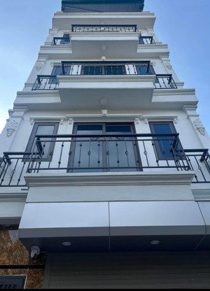 nhà mới 40m 4 tầng - thiết kế đẹp - full nội thất