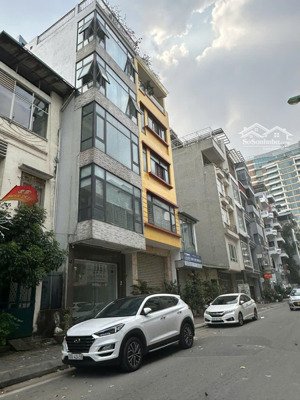 chính chủ cho thuê nhà số 34 mặt phố tăng thiết giáp 70m2x5 tầng giá 25tr.lh 