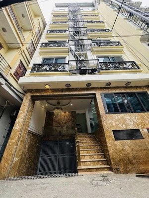 gà đẻ trứng vàng - 79p full nội thất - 176m - 9t - mt 8m - 82tỷ - dòng tiền ~ 5tỷ/năm - gara ô tô