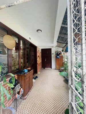 cần bán tập thể dốc thọ lão, tầng 3, nhà nguyên bản, có bảo vệ trông tòa ngày đêm