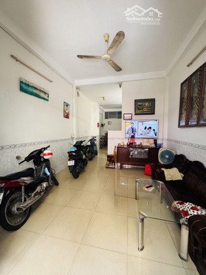 bán nhà 4 tầng, hẻm xh thoại ngọc hầu 4,1x17 có phòng ở tầng trệt