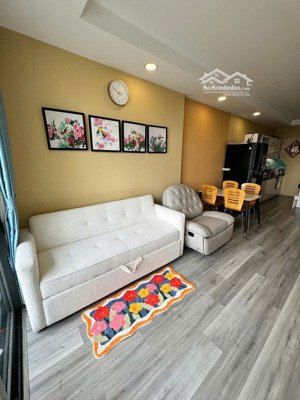 pegasuite 1 2pn 68m2 - shr - full nội thất cao cấp - hướng mát - sang tên liền tay