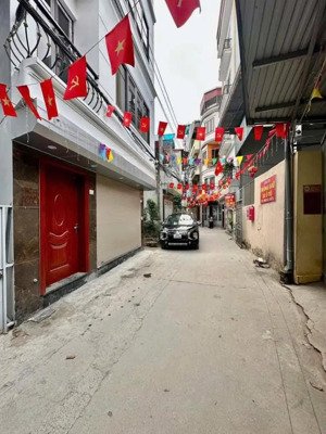 nhà phú gia phú thượng bán gấp 9.tỷ diện tích: (62 m²). mặt tiền: 5,8m rộng rãi ôtô