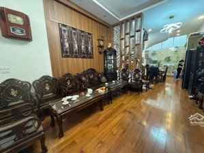 bán nhà phân lô vip -17,8tỷ _ đội cấn, ba đình - ô tô đỗ cửa - 2 mặt thoáng - có ô chờ thang máy