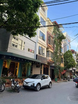 bán nhà lô góc mặt đường chiến thắng 45m2 - kinh doanh quá tốt 10xx tỷ