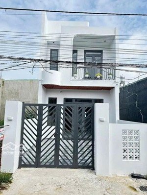 bán nhà kiên cố sổ riêng đường hai bà trưng, ra ql1k 700m, 85.9m2, sang tên công chứng liền