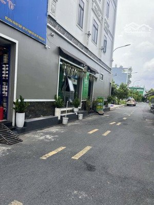 bán đất thổ cư khu phân lô đường hà huy giáp, phường thạnh lộc,q12,dt64m2(4x16).hẻm 8m,giá 3,85tỷ