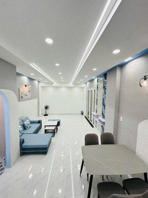 nhà đẹp full nội thất - 2 tầng - âu cơ - trần tấn - dt: 4.1 x 10 - nhỉnh 4 t