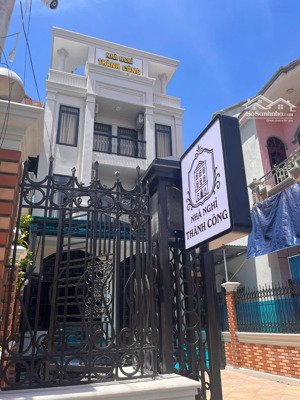 cần bán nhà nghỉ 10 phòng mới 99% tại cẩm bình, cẩm phả