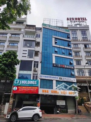 toà nhà mặt tiền nguyễn đình chiểu đoạn 2 chiều- quận 3